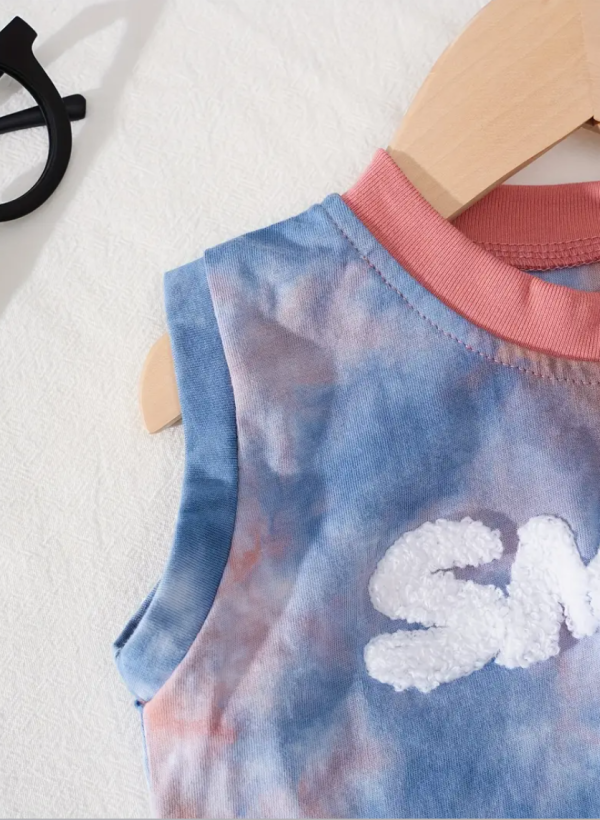 Smile Embroidery Multi Colour Sleeveless T Shirt And Pant Design - Image 4