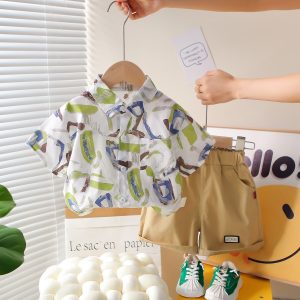 Random Style Green Brown Print Shirt And Beige Pant Design
