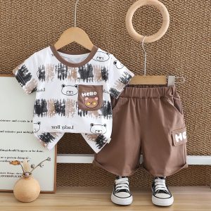 Random Design Print WhiteT Shirt And Borwn Pant Design