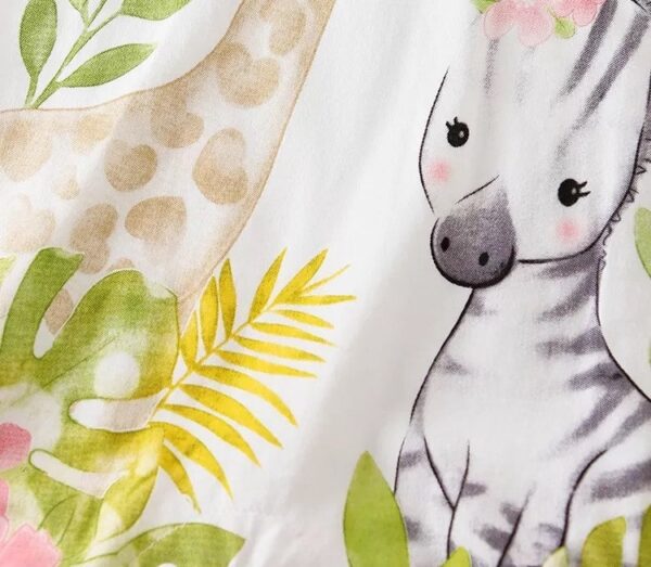 Cute Giraff And Zebra Print Dotted Design - Image 3